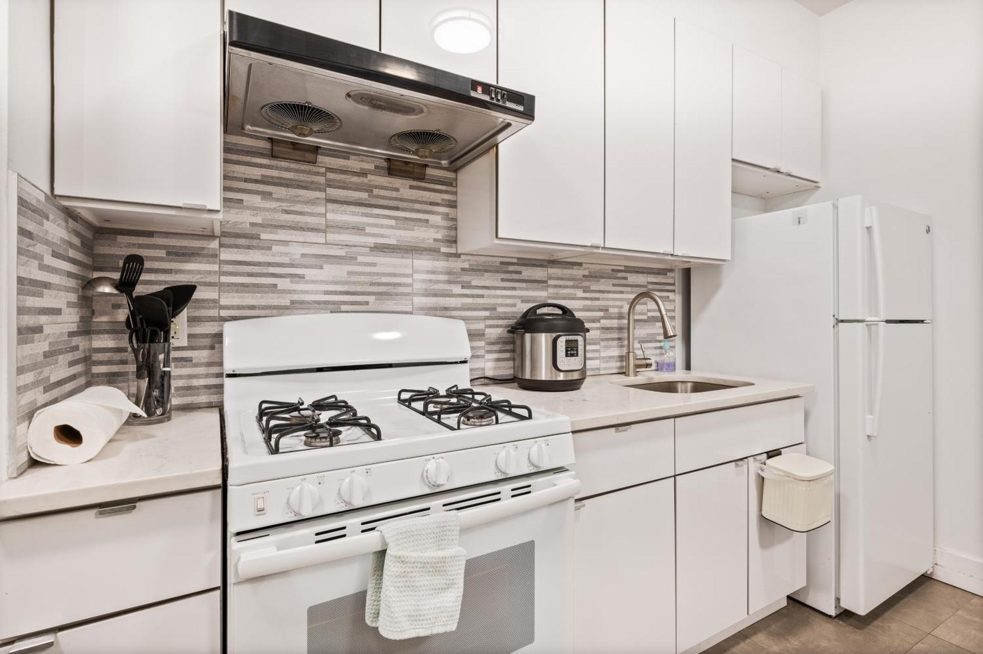 Bohemian Chinatown 3 Bedrooms * New York
