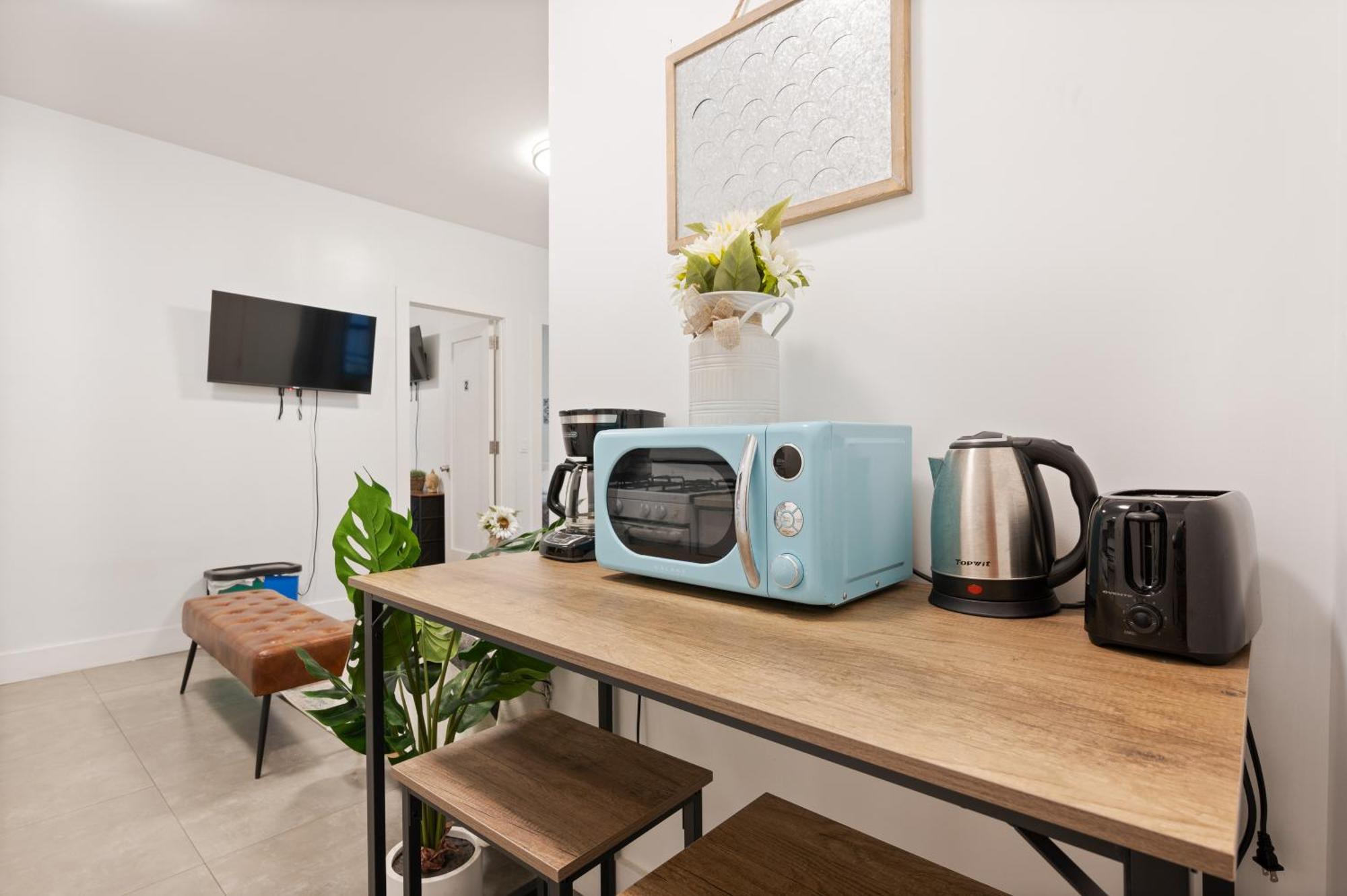 Bohemian Chinatown 3 Bedrooms Apartment