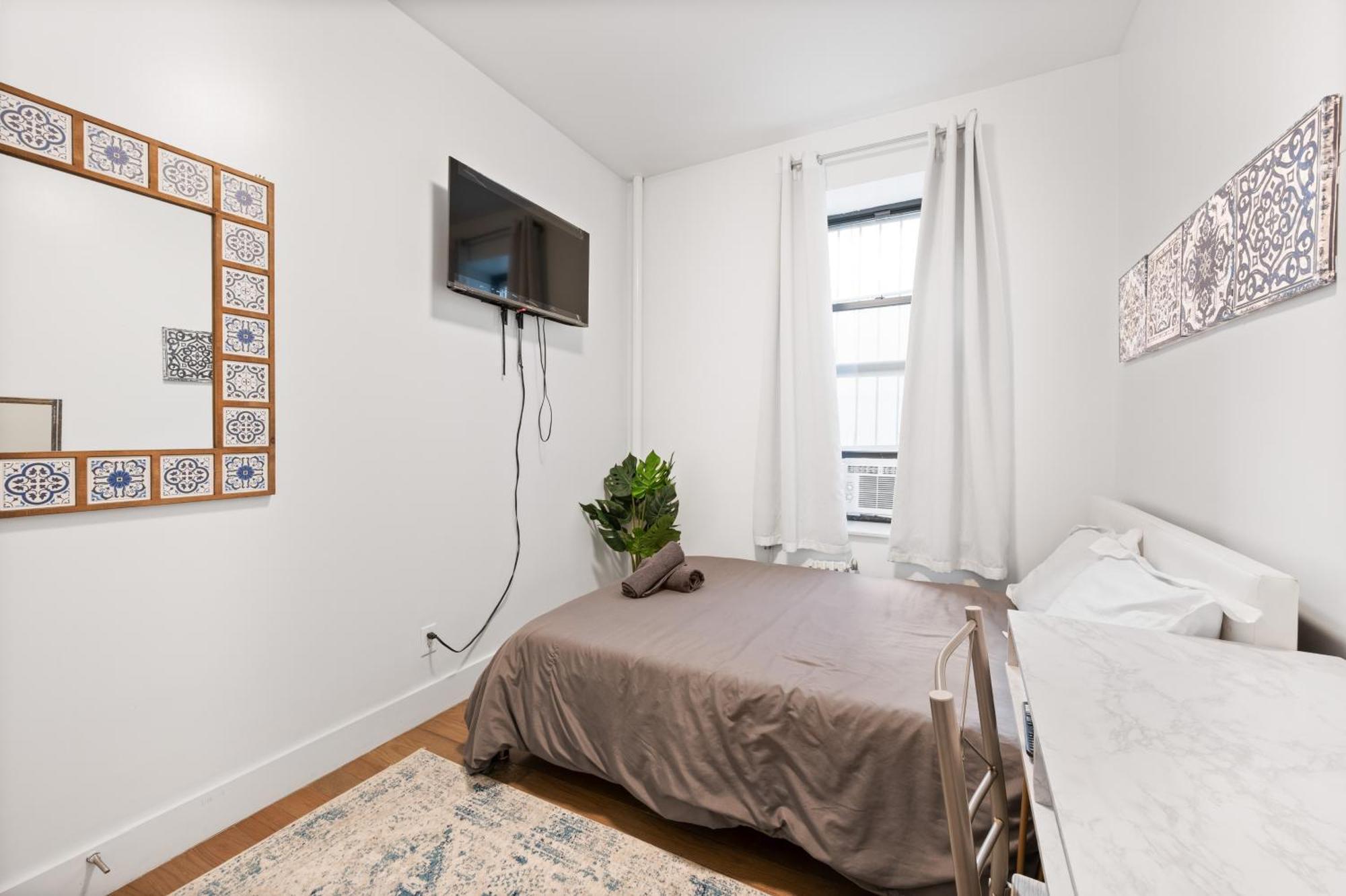 Bohemian Chinatown 3 Bedrooms